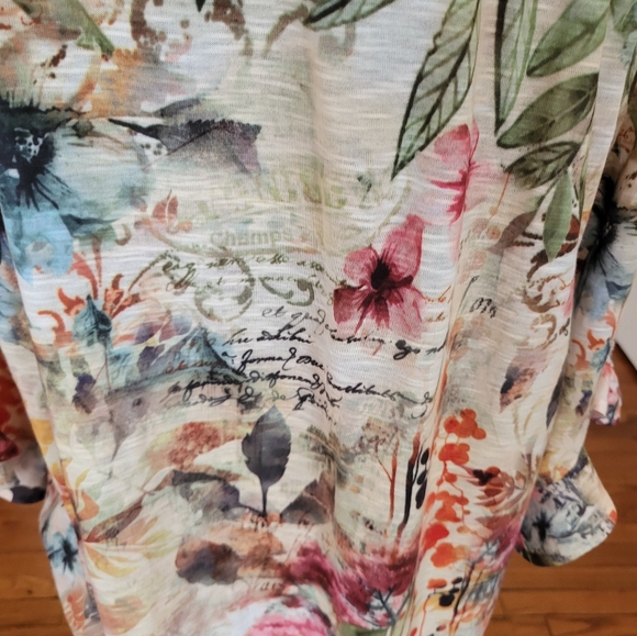 4/$19 Floral Embellished Grunge Fairy Top with Bell Sleeves XL  NWOT Boho - Picture 7 of 10